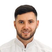 Мартынюк Давуд Владимирович, стоматолог-терапевт