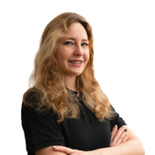 Гусева Вероника Романовна, стоматолог-терапевт