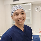 Бактыяров Авазбек Жолдошалиевич, стоматолог-хирург