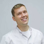 Поплевченков Андрей Николаевич, стоматолог-терапевт