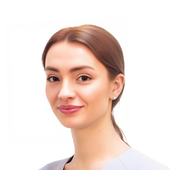 Артамонова Елизавета Андреевна, стоматолог-хирург