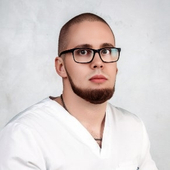 Долгих Иван Андреевич, стоматолог-терапевт