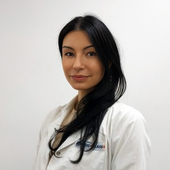 Буренина Юлия Борисовна, врач-косметолог