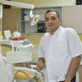 Арутюнян Егише Константинович, стоматолог-терапевт