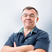 Зайцев А. В., ортопед