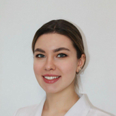 Дюкарева Алина Юрьевна, стоматолог-ортопед