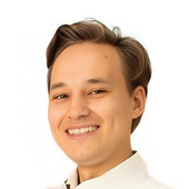 Герасимов Антон Григорьевич, стоматолог-терапевт