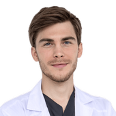 Енин Андрей Андреевич, пластический хирург