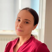 Сулейманова Арина Арапхановна, ЛОР