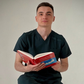 Чакуста Владимир Николаевич, стоматолог-терапевт