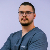 Комиссаров Андрей Алексеевич, массажист