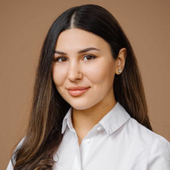 Абакарова Амина Джамалутдиновна, стоматолог-терапевт