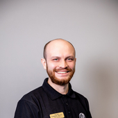 Гусев Станислав Олегович, стоматолог-хирург