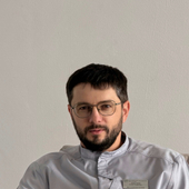 Савостиков Роман Андреевич, стоматолог-ортопед