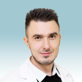 Азаров Евгений Юрьевич, хирург