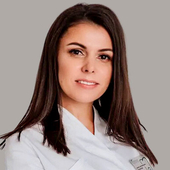 Баженова Елена Юрьевна, стоматолог-терапевт