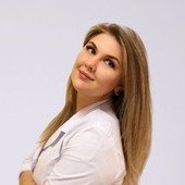 Куцури Ангелина Михайловна, стоматолог-терапевт