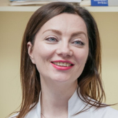 Комаровская Ирина Юлиановна, пародонтолог