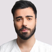 Азимов Заур Арифович, стоматолог-терапевт