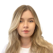 Власова Александра Вадимовна, стоматолог-терапевт