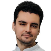 Хисмиев Рифат Илдарович, стоматолог-терапевт