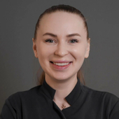 Филипенко (Шершнева) Виктория Олеговна, стоматолог-терапевт