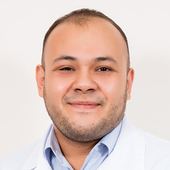 Байназаров Радмир Расулович, онколог