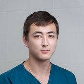 Баранов Александр Геннадьевич, стоматолог-хирург