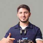 Мутов Руслан Ниязович, стоматолог-хирург