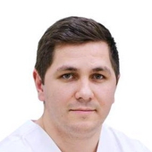 Гумбатов Элшад Мамедхалилович, ортопед