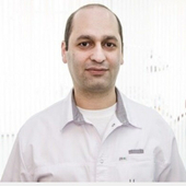 Хачатрян Армен Альбертович, стоматолог-терапевт