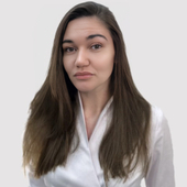 Четвергова Кристина Владимировна, стоматолог-терапевт