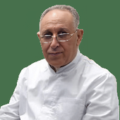 Байрамов Танрыверди Бахрамович, стоматолог-терапевт