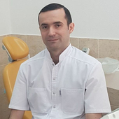 Шахназаров Эдуард Левонович, стоматолог-ортопед