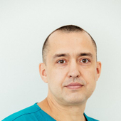 Дебердеев Хасан Фуатович, стоматолог-терапевт