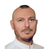 Брусенцов Александр Игоревич, стоматолог-терапевт