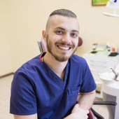 Рахматулин Темирлан Рашидович, стоматолог-терапевт