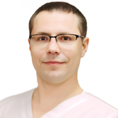 Тихонов Александр Сергеевич, стоматолог-хирург
