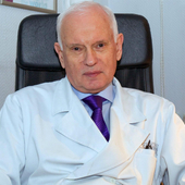 Павлюченко Леонид Леонидович, пластический хирург