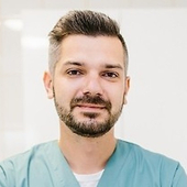 Грабовецкий Евгений Александрович, стоматолог-хирург