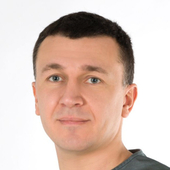 Джусоев Михаил Игоревич, стоматолог-хирург