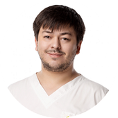 Найманов Мурат Курманбиевич, стоматолог-терапевт