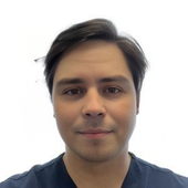 Биндюков Денис Сергеевич, нейрохирург