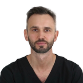 Ашурко Игорь Павлович, стоматолог-хирург