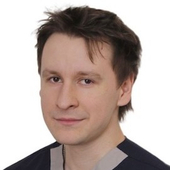 Цехмистров Евгений Сергеевич, стоматолог-терапевт