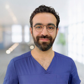 Аскеров Заур Ясынович, ортопед