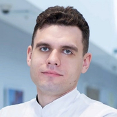 Стражников Илья Андреевич, гинеколог-хирург