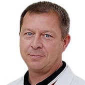 Холопов Артур Геннадьевич, невролог