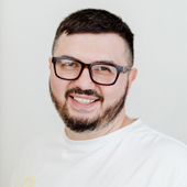 Потапов Артем Александрович, стоматолог-терапевт