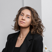 Астапова Екатерина Денисовна, стоматолог-хирург